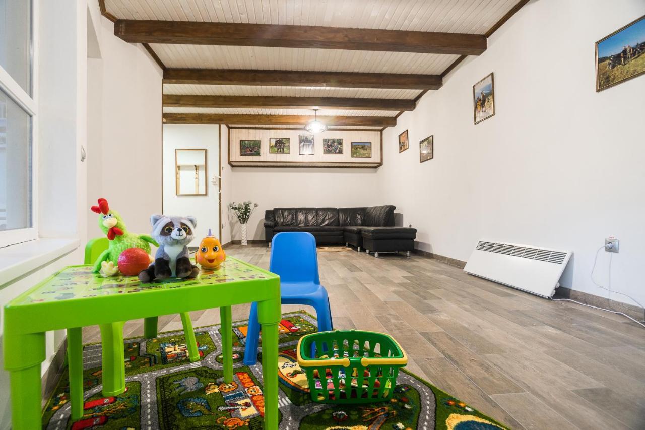 Private House Scherbovets Zhdeniievo Buitenkant foto